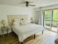 Walk to Beech Mountain Resort, Pet Friendly!