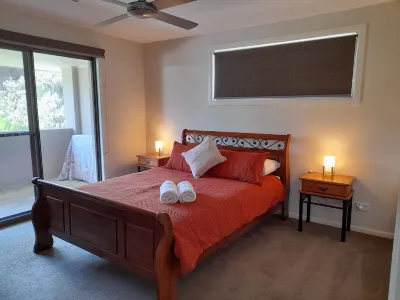 'SEASIDE RETREAT' beach & nature at your doorstep Hotels near Wooli Beach