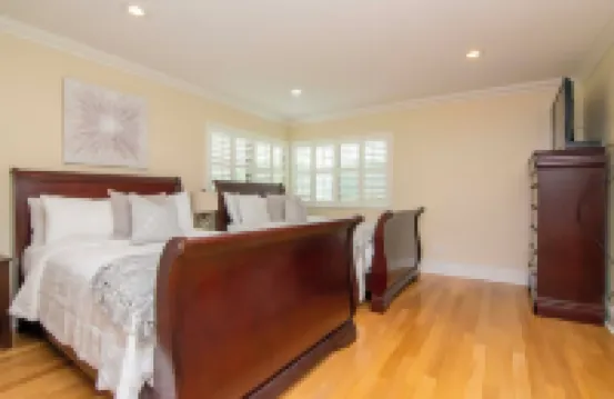 First Floor 2bd/2ba Fully Remodeled  Condo in Saddlebrook