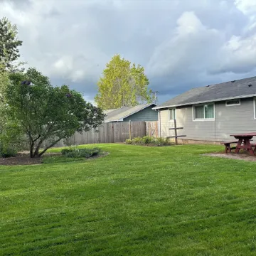 Cozy home with large yard oasis!