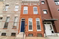 Cozy Baltimore Townhome - บังกะโล