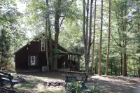 Secluded Hot Tub Cabin in the Heart of Southeast Ohio