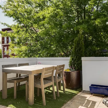 Elegant 3-Bedroom Home with Stunning Rooftop Deck & Dining Area