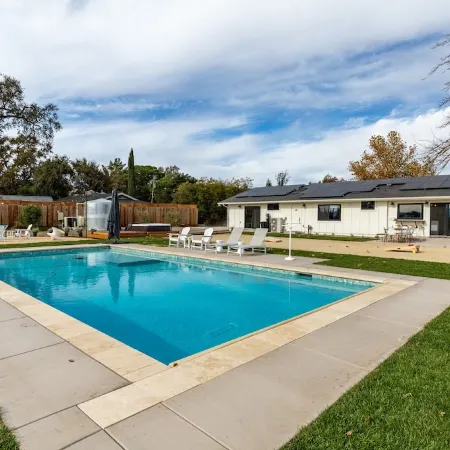 Resort-Like Amenities Inside & Out, Close to Downtown Paso, Great for Families