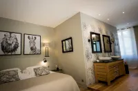 Elisabeth's suite in the heart of the medieval center of Sarlat