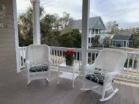 Stunning, Family sized, fully furnished home with pool at Spinnaker's Reach.