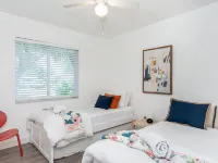 LOVELY HOUSE IN THE HEART OF HALLANDALE BEACH Hotels in Hallandale Beach