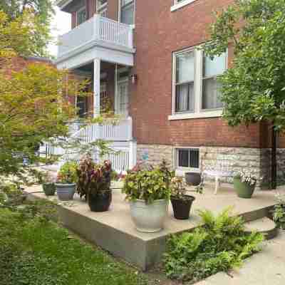 Private Top Floor in Historic Home Hotel Exterior
