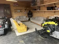 Cozy Cabin located directly on the ORV trail. Peace & seclusion. Hotels in Hulbert Township