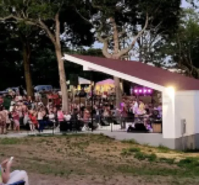 Waterfront Home with Spacious Deck and 4 Bedrooms