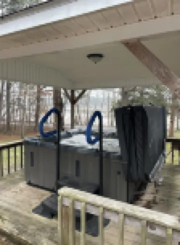 Cozy 3 bedroom lake cottage