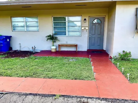 The Black&White Condo