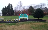 4Br 2BA-Pet Friendly. Walk to Beach, Town, Dining. Pool, Pickleball, Tennis, Gym
