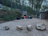 Mountain Tranquility, 1 Bedroom cabin secluded in the mountains of E Tennessee
