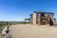 New Epic Mountain Top Cabin/Stargazer's Dream/Families or Weddings/Hot Tub