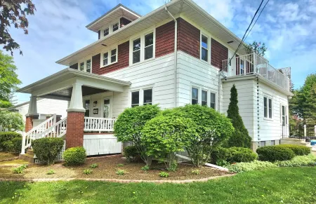 The Odd Dog Retreat w/HotTub, Kayaks, Bikes, Games Отели в г. Франкенмут