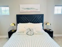 New 3 Bed 4 Bath Home - Rooftop Deck, 2 Car Garage & Porch Near Downtown! - balcony