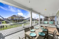 🏖️ <5 min walk to BEACH! Waffle Bar! Newly Renovated! 🐶 Pet friendly!☀️