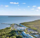 New! Casa Largo Oceanside - Golf Cart, Pool, 2 King Suite, 3 Bath, Beach, Kayaks