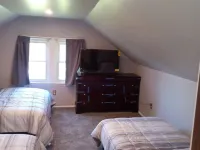 Pointe Haven,  Right Off the North Channelwith or Without Pontoon!480/330 Hotels in Algonac
