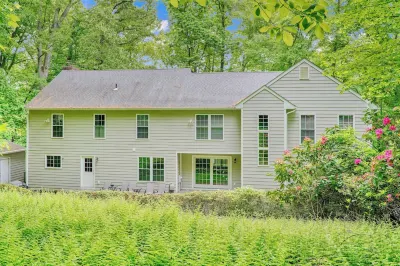8-Bedroom Luxury Home in Baltimore County
