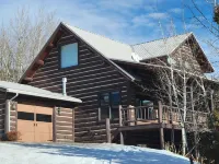 Virginia City Mountain Splendor! Hotels near Norris Hot Springs