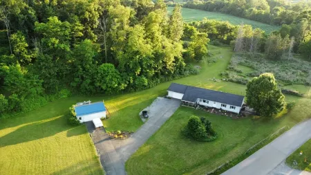 The Hub - 3 Bedroom Comfortable Ranch Home Near Letchworth-Geneseo - Connect! Отели в г. Ливингстон