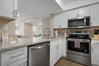 3 Bedroom 2 Bath Palm Bay club Walk out patio ground floor Hotels in Siesta Key