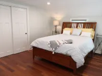 New construction! Craigville Beach, Main St, Playground, Ice cream/restaurants!!