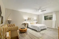 4 Bed, 2 Bath with Tons of Amenities!