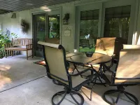 Private Entry Studio with Gas Fireplace @ I-71 Polaris Near Chase Hotels in Delaware County