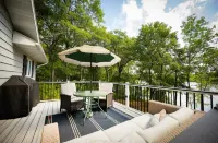 Your Great Escape Lake Home- Pet Friendly with Lake Access! Sleeps 10!
