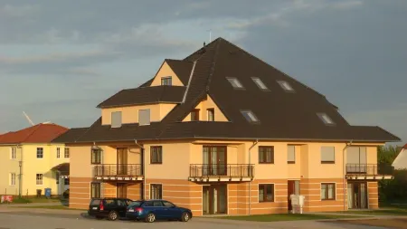 The Baltic Sea on your doorstep with 2 balconies and WiFi