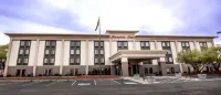 Hampton Inn Louisville-North/Clarksville Hotels in Clarksville