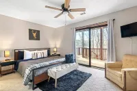 Pools! Tranquil Lake View, Double Decks, Beach, Golf, Hike, Swim, Fishing & More