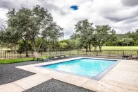 Welcome to Little Blanco! Bonus: Free Golf During Your Stay! - Pools