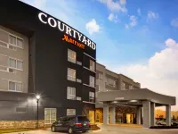 Courtyard New Orleans Westbank/Gretna Hotels near Bodenger Park