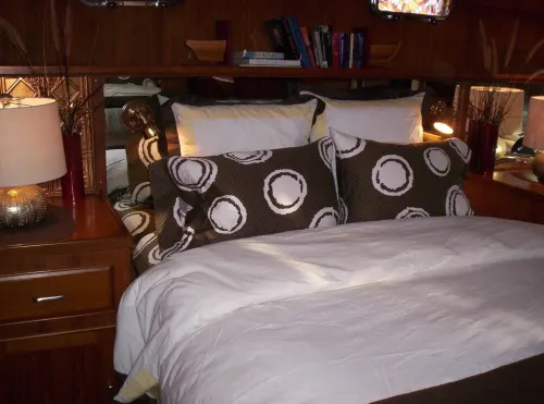 "Travelers Choice Award" Spacious 2Bd/2Bath Heat/AC 45 ft Yacht  Freedom Trail
