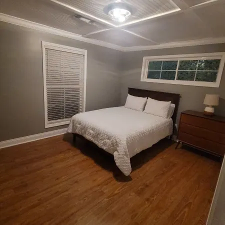 The Bleu- Furnished Home Near Mvsu for Work Crews/Extended Stays
