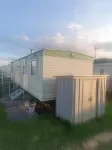 Beachfront 6 Berth Caravan, 5mins walk to Fantasy Island Hotels near Rosedale