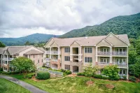NEW LISTING Beautiful Condo on the 9th Hole with Great Views