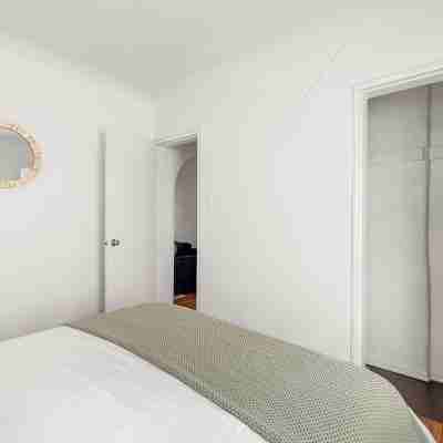 Lovely Chic 1BedRoom private entrance, W/D parking Rooms