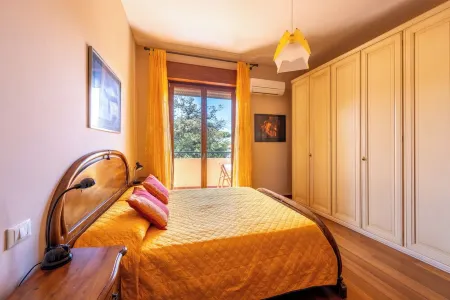 New Luxury & Quiet 2BR Apt with Terrace and Views