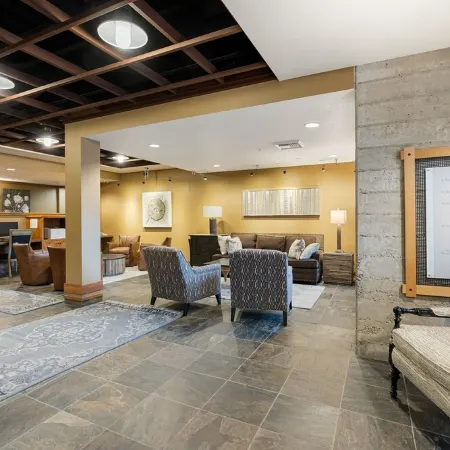 Amazing Unit! Sleeps 5. Swim or Ski out your front door. On site at Silver Mt.
