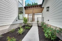 Luxury Lake House w/2 story dock, boat lift, & private heated pool!