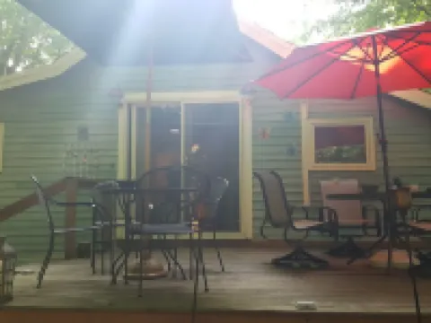 Little Blue is a family friendly, quintessential cottage. 卡斯科酒店