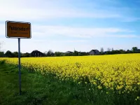 Apartment with 3 bedrooms, balcony and fireplace - perfect for couples/families