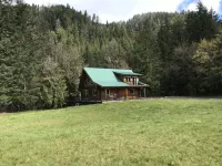 6 BDRM Log Cabin on Big Fall Creek