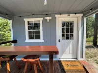 Casita 1, Tiny Home in Wood Area, 1 Mile From Glacier Entrance- 2 Guests