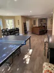 Private Guest Suite Pier 1附近的飯店